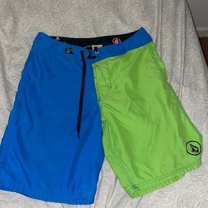 Volcom shorts